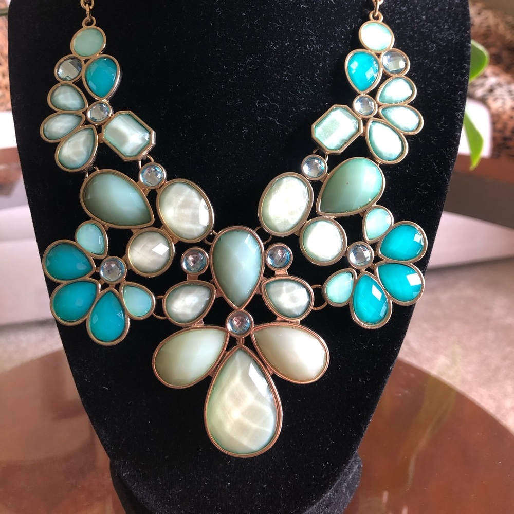 Style &Co New green cabochon statement necklace